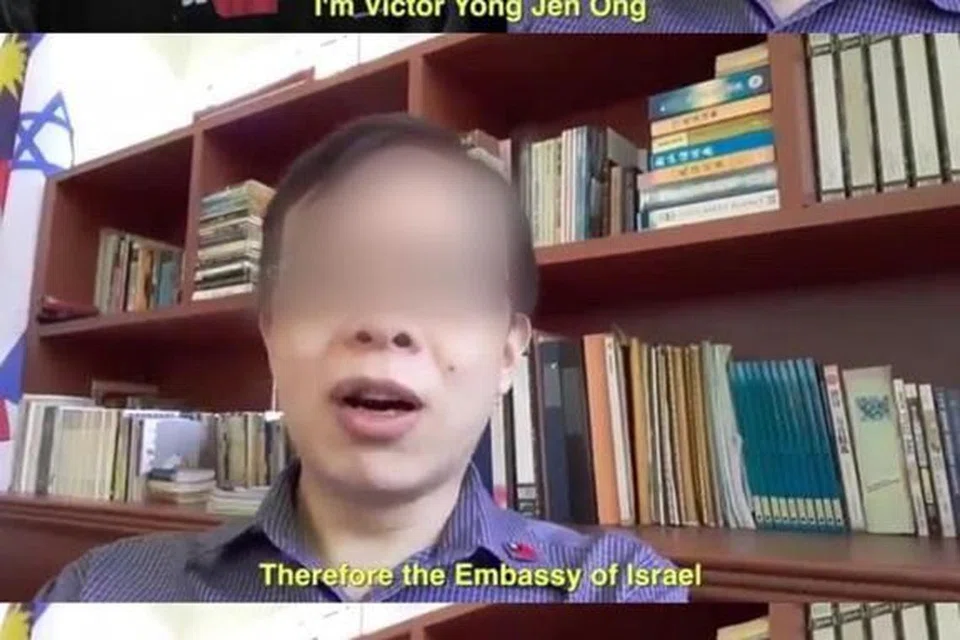 UNDANG AMARAH: Victor Yong, 36 tahun menimbulkan kemarahan  rakyat Malaysia apabila menyokong Malaysia menjalinkan hubungan diplomatik dengan Israel menerusi temu bual dengan pempengaruh media sosial dari Israel, Hananya Naftali, baru-baru ini.