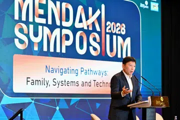Hubungan sesama individu merupakan antara tunjang yang perlu diperdalam demi mengharuni era kecerdasan buatan (AI), kata Menteri Pembangunan Negara, Encik Chee Hong Tat, semasa berucap di edisi ke-10 Simposium Mendaki di Pusat Konvensyen dan Ekspo Marina Bay Sands pada 9 Julai.