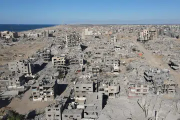 Pemandangan udara menunjukkan kawasan Menara Al-Maqussi di barat laut Bandar Gaza selepas dua tahun peperangan. 