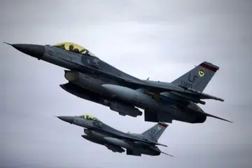 Giroskop kadar putaran atau pitch rate gyroscope pesawat yang rosak, telah memberikan maklumat salah kepada komputer kawalan penerbangan digital hingga mengakibatkan jet pejuang F-16 milik Angkatan Udara Republik Singapura (RSAF) terhempas di Pangkalan Udara Tengah pada 8 Mei lalu.