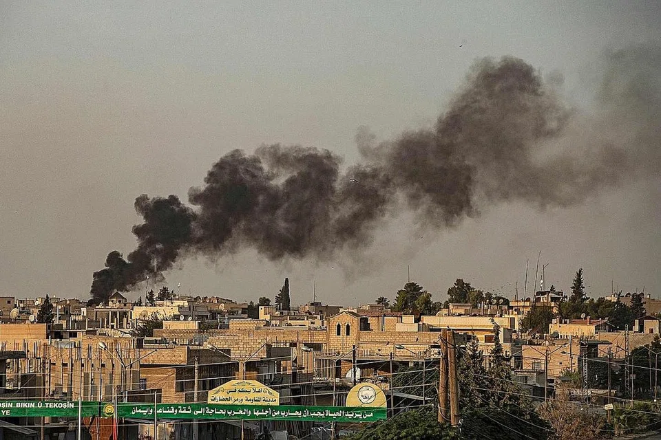 OPERASI KETENTERAAN: Tentera Syria telah menyerang bandar Ras al-Ain di wilayah Hasekeh di Syria dalam operasi 'Peace Spring' yang dilancarkan Rabu lalu ke atas kumpulan militan Kurdi.