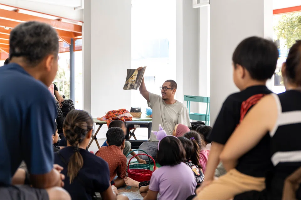 perpustakaan, yishun, TCI, Perpustakaan masyarakat Yishun, Thriving Communities Initiative TCI, The Majurity Trust, K. Shanmugam Chong Pang, Syed Harun Alhabsyi, Project Pencil Singapore, Peti Sejuk Masyarakat Yishun, Chong Pang