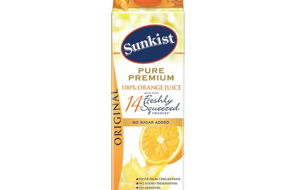 Sunkist Pure Premium 100 peratus jus oren ini dikatakan menggunakan kira-kira 14 biji oren yang diperah untuk memenuhi sekotak jus ini. 