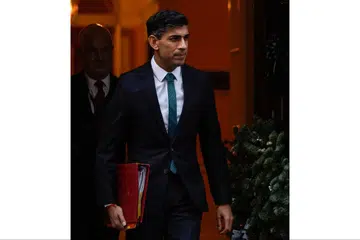 CIPTA SEJARAH: Encik Rishi Sunak merupakan warga keturunan India pertama yang dipilih sebagai perdana menteri Britain. - Foto AFP
