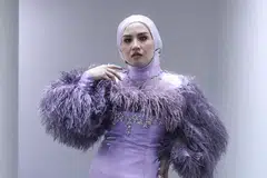 mell sakura, gv12