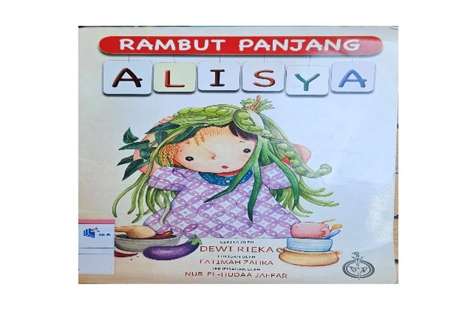 Rambut Panjang Alisya
Nombor Panggilan: J P DEW

Alisya ingin rambutnya seperti Ibu. Dia pun menggunting rambutnya sendiri. Selepas melihat gaya rambutnya yang baru, Alisya menyesal. Dia mahu rambutnya panjang semula. Apakah yang harus Alisya lakukan?