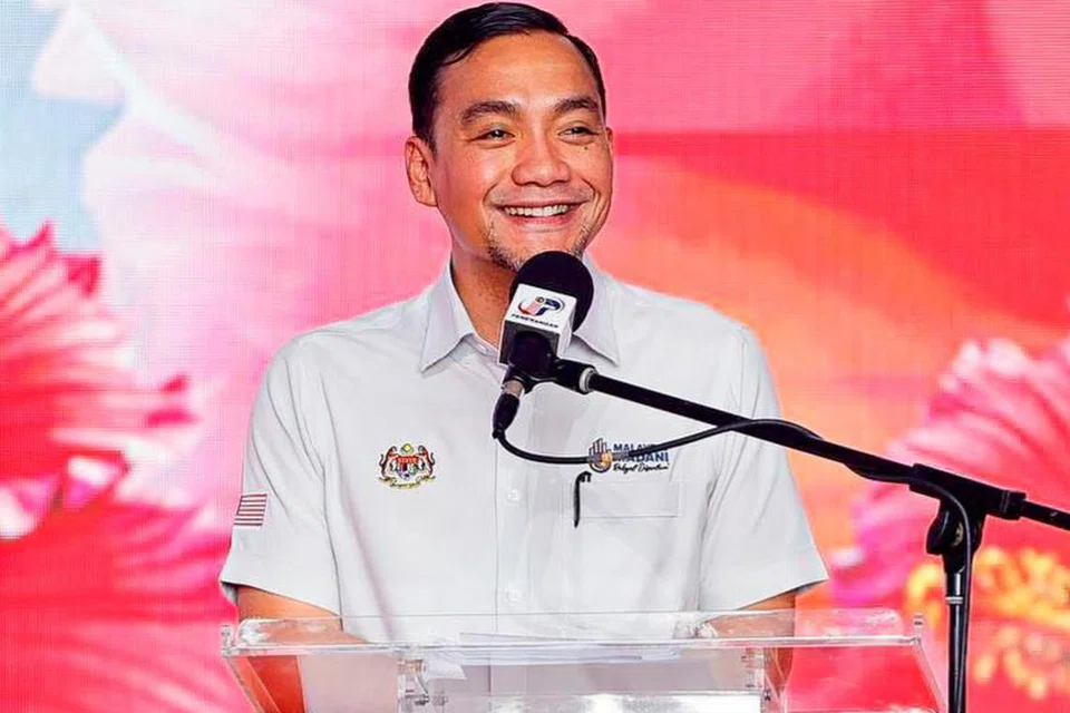 Menteri Besar Johor, Datuk Onn Hafiz Ghazi.