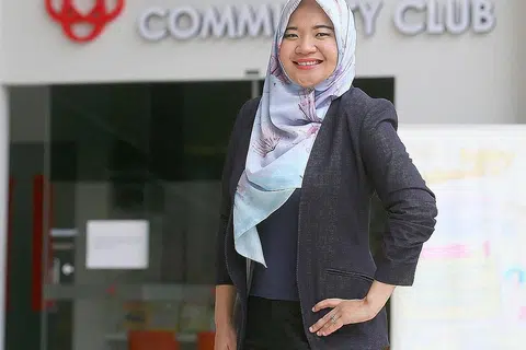 MENABUR BAKTI: Cik Hamidah Aidillah merupakan Naib Pengerusi Jawatankuasa Eksekutif Kegiatan Melayu (MAEC) Keat Hong - Foto BM oleh JONATHAN CHOO