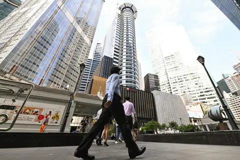 ANGGARAN AWAL: Kementerian Perdagangan dan Perusahaan (MTI) melapor Hasil Dalam Negeri Kasar (GDP) tumbuh 0.7 peratus dari tahun ke tahun pada tempoh April hingga Jun.