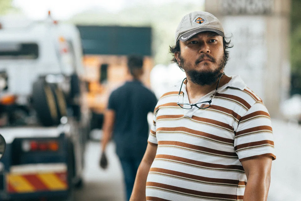 Shaheizy Sam menaikkan berat badan sebanyak 30 kilogram demi menampilkan kelainan pada watak Badak, sekali gus membezakan lakonannya dalam filem lain.