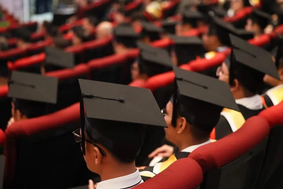 Lebih 3,200 pelajar akan menamatkan pengajian daripada Institut Teknologi Singapura (SIT) pada 2026, kohort graduan terbesar universiti itu setakat ini.