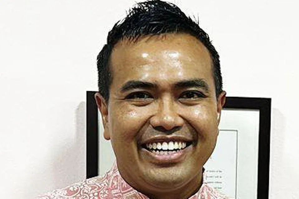 Anggota Parlimen GRC Pasir Ris-Punggol, Encik Sharael Taha.