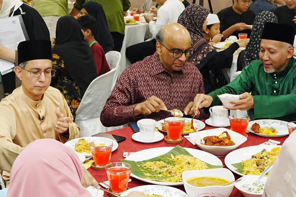 Tharman, berbuka, puasa, Faishal