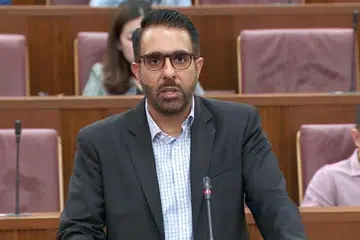 GUNAKAN PERKATAAN TIDAK DIINGINI: Dua bekas anggota WP berkata Encik Pritam Singh melanggar kehendak Cik Raeesah untuk tidak menggunakan perkataan yang terlalu sensitif. 