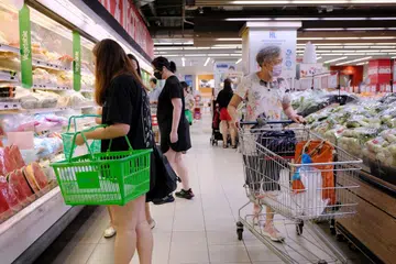 ENCIK WONG: Harga tenaga dan makanan global telah meningkat dengan mendadak dan inflasi dijangka menjejas sektor lain sebelum ia stabil. - Foto BH oleh JASON QUAH