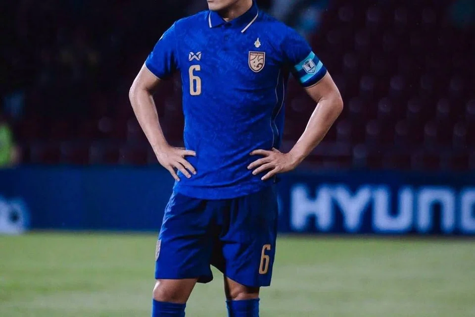 Pemain veteran jentera tengah Thailand, Sarach Yooyen, menjadi antara ancaman utama dengan keupayaannya mengawal penguasaan bola dan mengatur serangan.