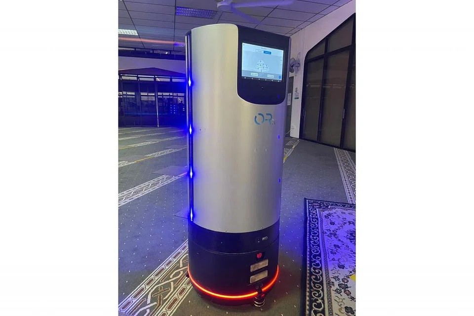 ROBOT PEMBERSIHAN OR-X: Diperkenalkan di Muhammadiyah.