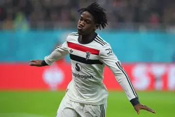 Kobbie Mainoo menjaringkan satu gol dan memberi peluang untuk Diogo Dalot menjaringkan satu lagi gol ketika Manchester United menewaskan kelab Romania FCSB di Bucharest, Romania.