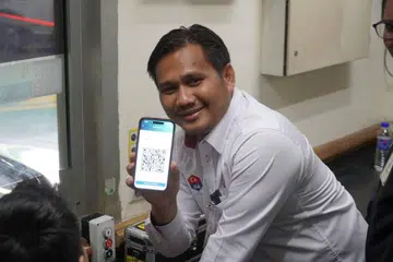 Fazli Mohamad Salleh, ciq, kod qr