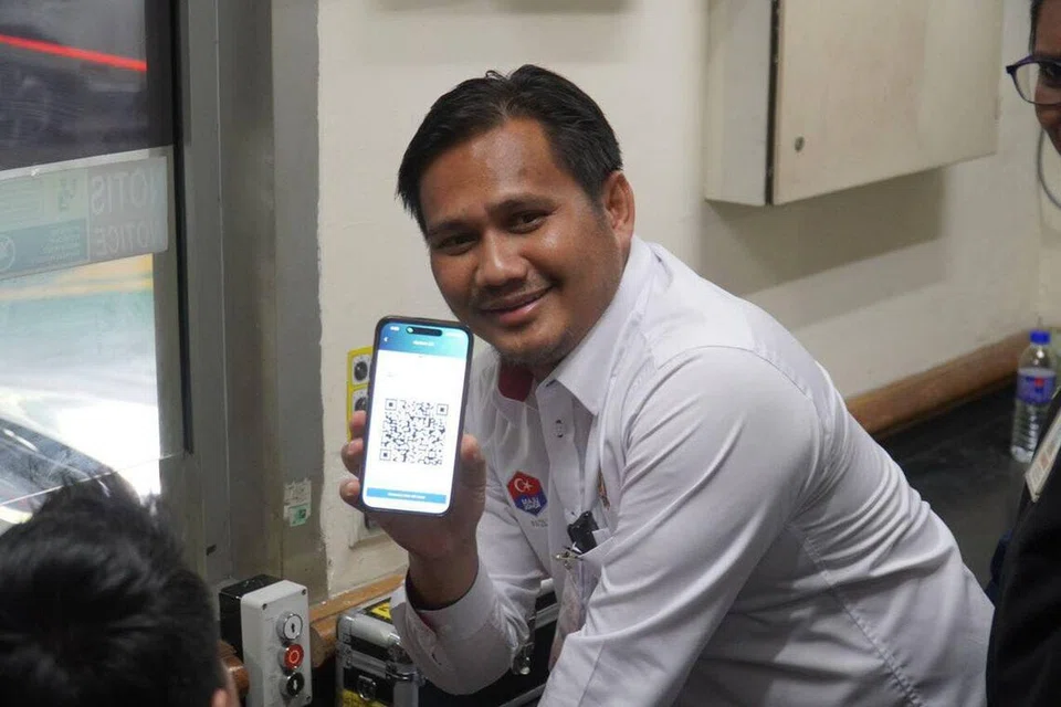 Fazli Mohamad Salleh, ciq, kod qr