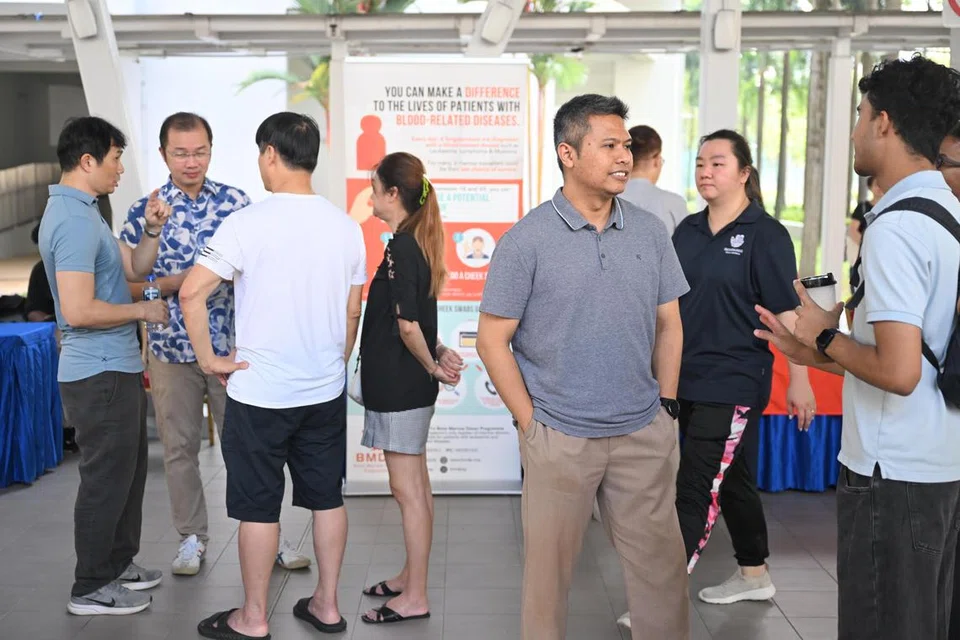 Pengurus kanan hartanah di Majlis Bandaran Aljunied-Hougang (AHTC), Encik Abdul Muhaimin Abdul Malik, dijangka ditampilkan sebagai calon Parti Pekerja (WP). Beliau dilihat di dewan serba guna di Compassvale Link pada 29 Mac 2025. 