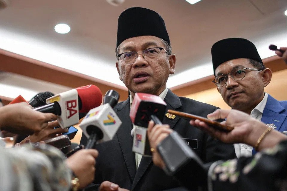 Menteri di Jabatan Perdana Menteri (Hal Ehwal Agama) Malaysia, Datuk Dr Mohd Na’im Mokhtar.