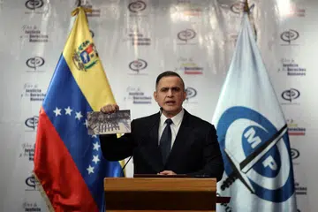 BENTANG KES: Peguam Negara Venezuela, Encik Tarek William Saab, mengadakan sidang akhbar di Caracas.