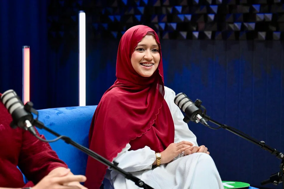 Dalam podcast itu, Cik Marhamah Shaik Hussain, mengutarakan sekiranya belia sepertinya mampu membina kehidupan yang mampan dalam suasana kos sara hidup yang kian meningkat serta perubahan pesat dunia pekerjaan akibat perkembangan kecerdasan buatan (AI).