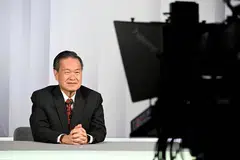 SAMPAIKAN MESEJ KEMPEN: Calon presiden, Encik Tan Kin Lian, ingin bekerjasama dengan pemerintah supaya dapat melaksanakan sebaiknya dua tugas utama presiden, iaitu melindungi rizab negara dan mendukung  kewibawaan perkhidmatan awam.