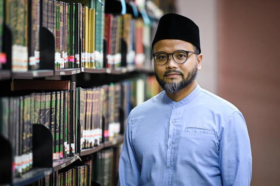 PENDIDIKAN HOLISTIK: Menurut Ustaz Dr Afif Pasuni, sistem pendidikan madrasah membantu membentuk rohani, disiplin dan juga memupuk nilai-nilai kepimpinan dalam diri pelajar.