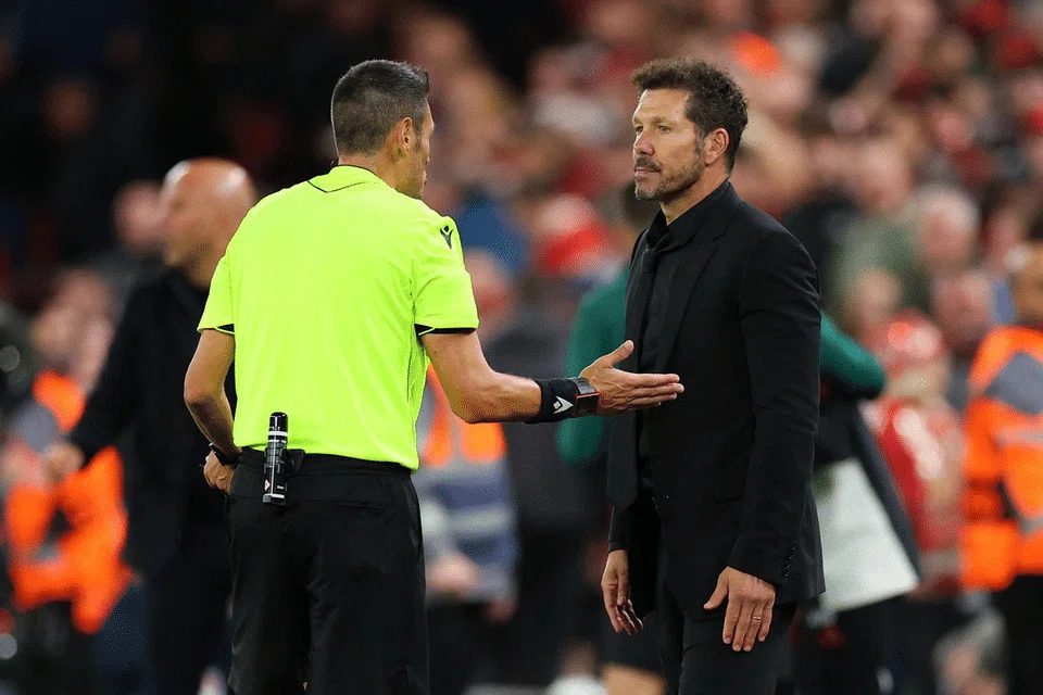 bola sepak, Liverpool, Atletico Madrid, Diego Simeone