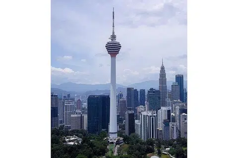MENARA KL: SPRM mengesahkan siasatan dijalankan selepas mendapati ada kecurigaan dalam pemindahan hak milik pengurusan bangunan ikonik itu. - NSTP
