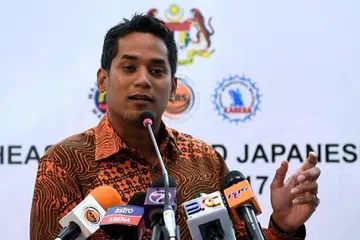 KJ dijangka saing rebut kerusi presiden Umno