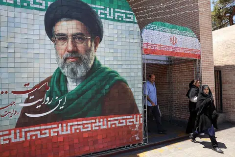 politik iran