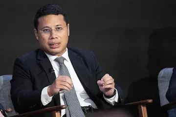 ENCIK DESMOND LEE: Beliau hadiri Forum Ekonomi Sedunia di Davos untuk mengadakan mesyuarat dengan peniaga, pemimpin pemerintah dan pertubuhan bukan pemerintah (NGO). - Foto WORLD ECONOMIC FORUM