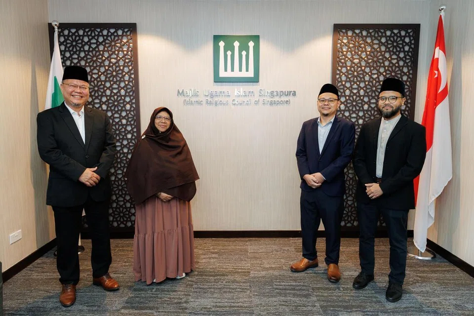 Madrasah Al-Arabiah, Madrasah Aljunied Al-Islamiah, pengganti, pucuk pimpinan baharu, persaraan pengetua