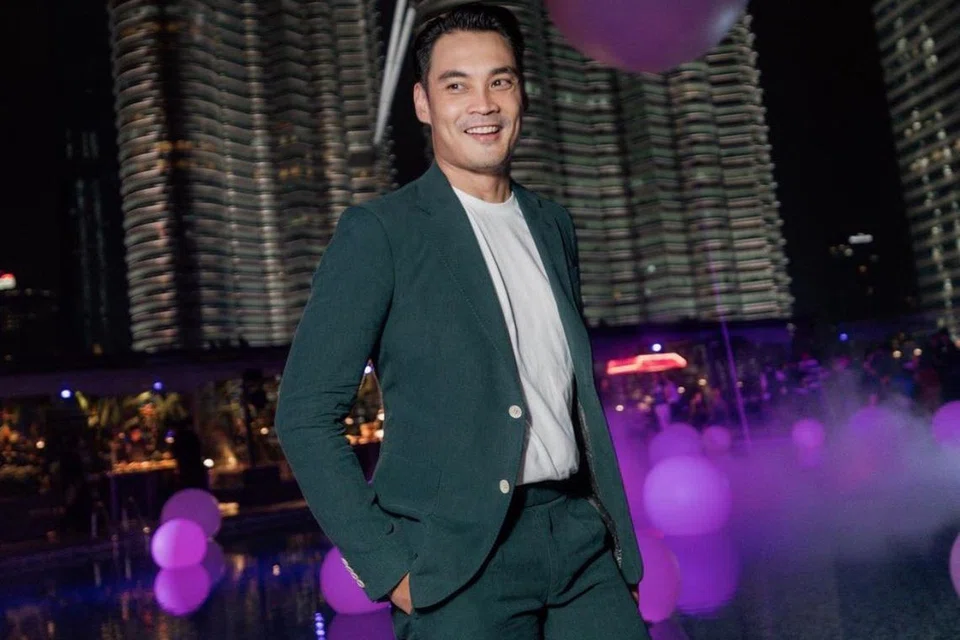Hisyam Hamid hargai komitmen dan disiplin rakan gandingan dan pernah menasihati seorang pelakon agar tidak menyukarkan keadaan dan menjejas masa pelakon lain di set apabila tiba-tiba lesap dan tidak hadir untuk rakaman adegan.