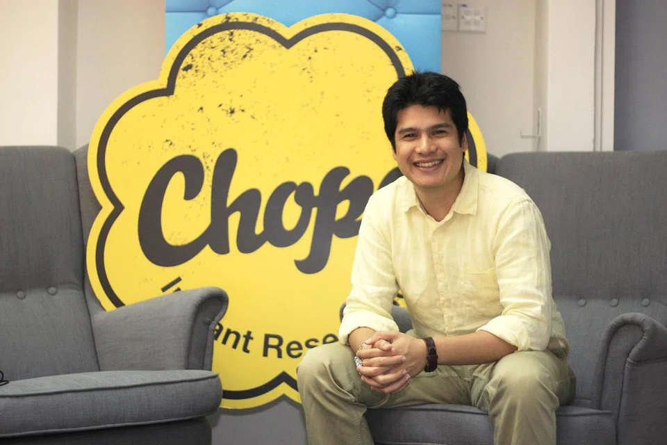 Chope, yang ditubuhkan pada 2011 oleh Encik Arrif Ziaudeen, membolehkan pengunjung membuat tempahan restoran secara dalam talian.