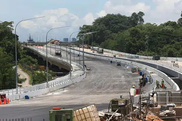 TAMPUNG PERTUMBUHAN: Ekspreswe Lornie yang baru, apabila siap sepenuhnya menjelang suku pertama tahun depan, akan berupaya menampung pertumbuhan trafik di masa depan. - Foto ZAOBAO