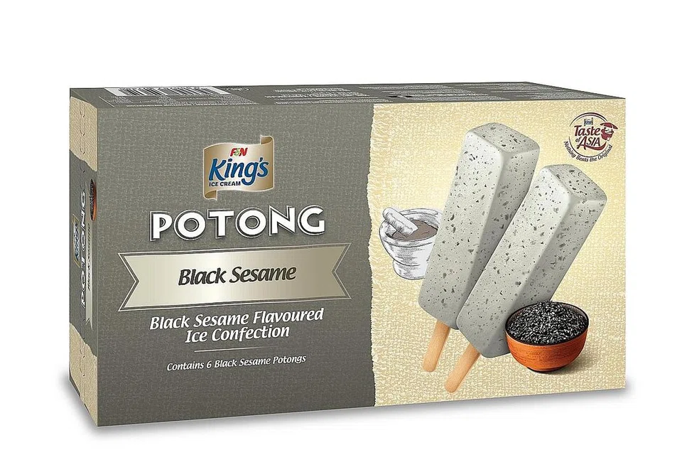 PERISA TERBARU: Aiskrim potong bijan hitam ini menambahkan lagi pilihan pelbagai perisa di bawah jenama King's Potong. - Foto F&N CREAMERIES