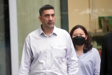 TIPU FAS: Rikram Jit Singh Randhir Singh, yang menyalah guna kedudukannya dalam  kontrak bekalan FAS, dijatuhi hukuman penjara 55 minggu. Isterinya, Cik Asya Kirin Kames, dibebaskan daripada semua tuduhan. 