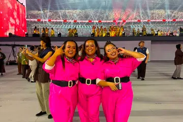 Hari Kebangsaan Singapura, peserta Hari Kebangsaan, adik beradik penari