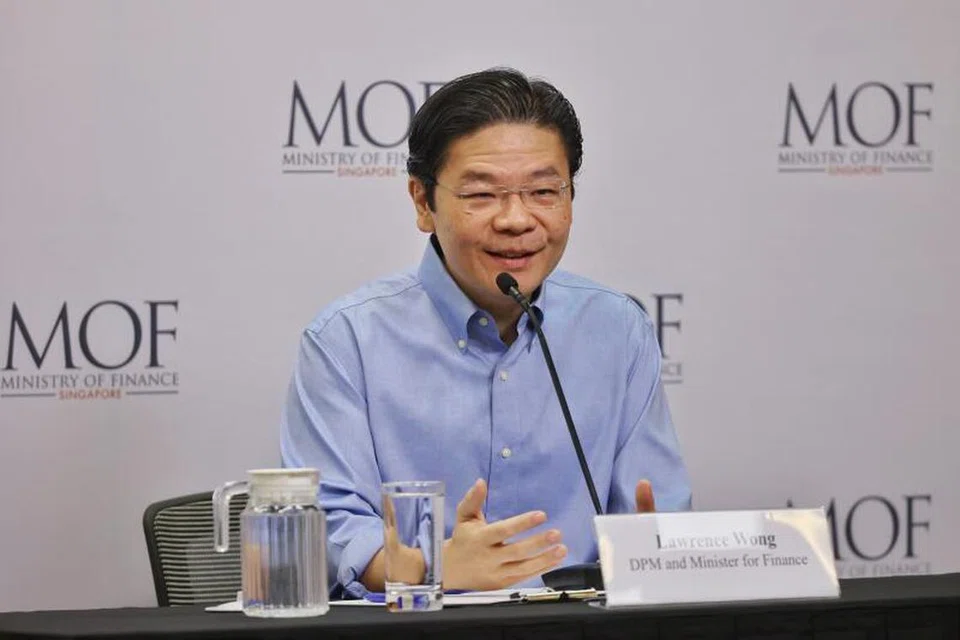 BANTU RAKYAT: Timbalan Perdana Menteri dan Menteri Kewangan Encik Lawrence Wong berkata Pakej Bantuan Kos Sara Hidup sebanyak $1.1 bilion itu adalah sebahagian daripada usaha pemerintah untuk membantu rakyat Singapura menghadapi inflasi yang lebih tinggi dan kebimbangan berkenaan kos sara hidup.