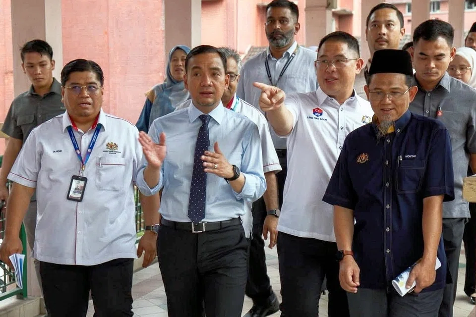 Menteri Besar Johor, Datuk Onn Hafiz Ghazi, kesihatan