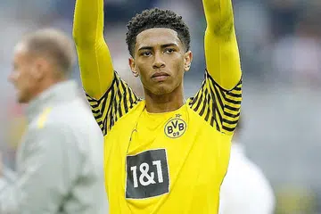 BAKAT MENYERLAH: Bellingham dianggap pemain yang boleh menjadi tunggak midfield pasukan England untuk 15 tahun seterusnya. - Foto REUTERS