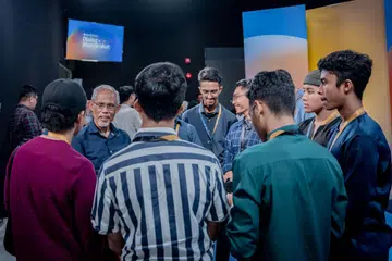 Menteri Bertanggungjawab bagi Ehwal Masyarakat Islam, Encik Masagos Zulkifli Masagos Mohamad berbual-bual dengan peserta Dialog Masyarakat Berita Harian (BH) pada 17 Mei