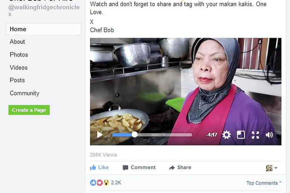 VIDEO HANGAT DIKONGSI DI FACEBOOK: Melalui siri video 'Cef Bob Makan Apa tuuuu??!!' yang dikongsi di Facebook, Cef Bob mahu membantu menguar-uarkan peniaga makanan kecil-kecilan seperti penjual epok-epok 'ganja' ini di Bedok Corner ini. - Foto FACEBOOK CEF BOB FOR HIRE