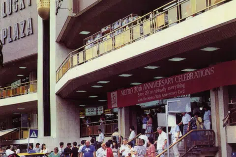 Mohamed Ilhan Aqeef, anak melayu orchard road, sajak