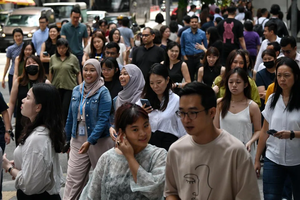 Secara keseluruhan, bilangan pemberhentian kerja susut kepada 12,930 pada 2024, berbanding 14,590 pada 2023, tanpa peningkatan ketara merentas sektor.