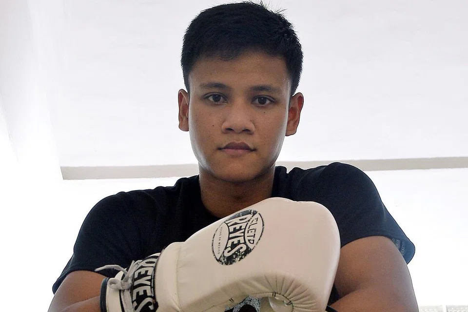 TENANG DAN BERSEDIA: Ridhwan beradu sebagai petinju profesional buat kali kedua, di Kuala Lumpur malam ni. - Foto KHALID BABA